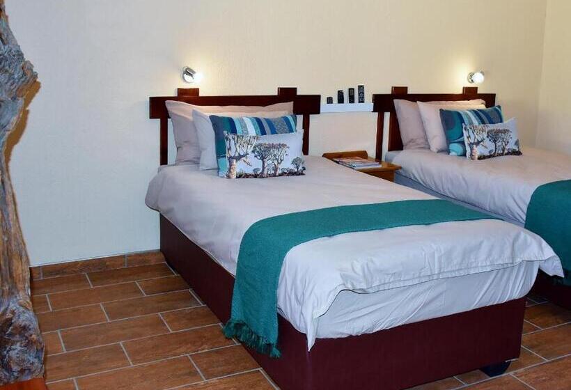 اتاق استاندارد با چشمانداز باغ, Kamaku Guesthouse Cc