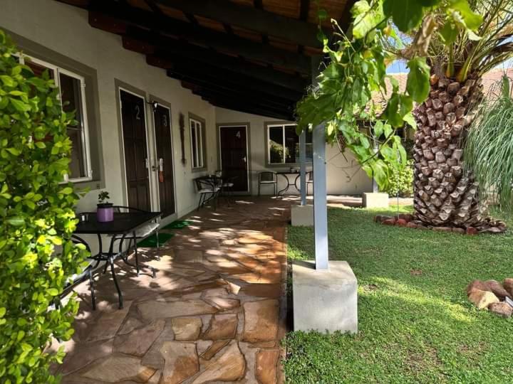 اتاق استاندارد با چشم‌انداز باغ, Kamaku Guesthouse Cc