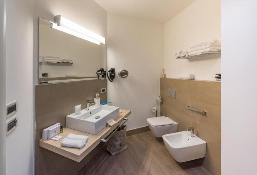 סוויטת דלוקס נוף לים, Villa Le Terrazze Charming Rooms
