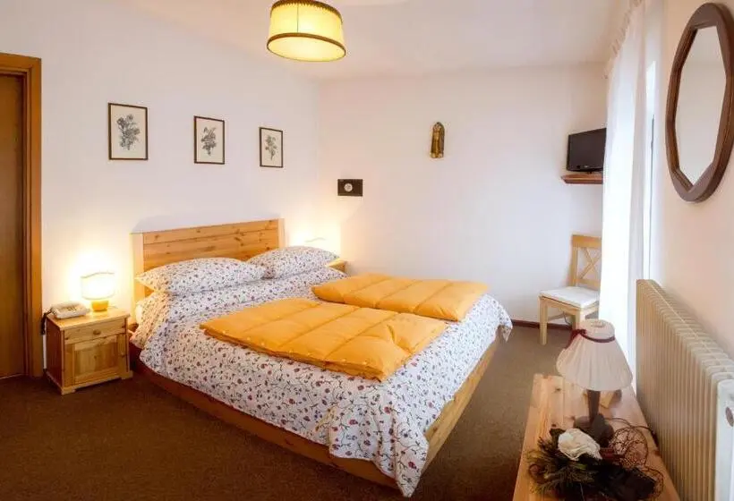 バルコニー付きスタンダードルーム, Albergo Cavallino