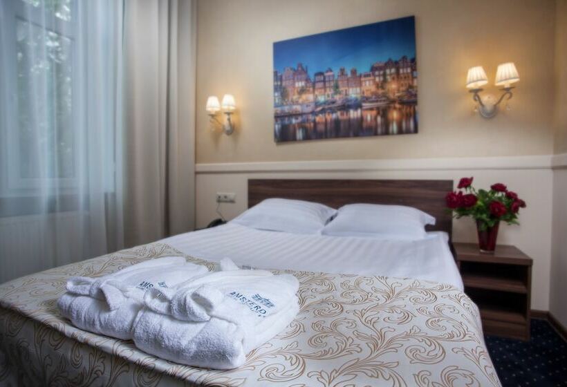 Standard Szoba, Amsterdam