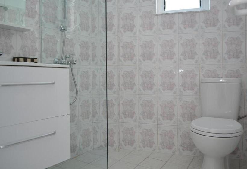 סטודיו סטנדרטי נוף לים, Angjelo