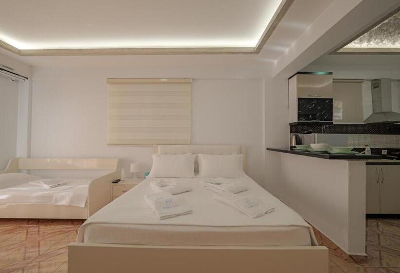 סטודיו סטנדרטי נוף לים, Angjelo