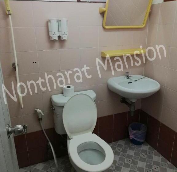 Номер Economy, Nontharat Mansion