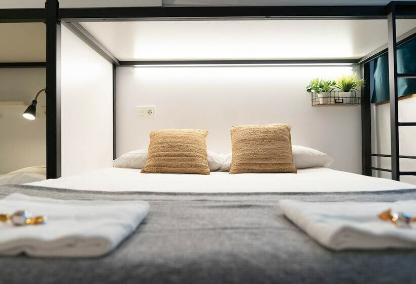 Семейный Номер, Koba Hostel