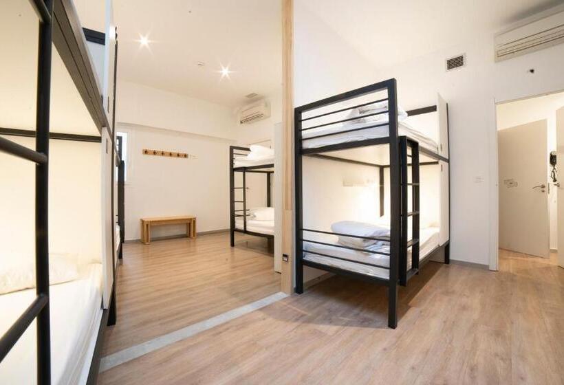 Кровать в Общей Комнате, Koba Hostel