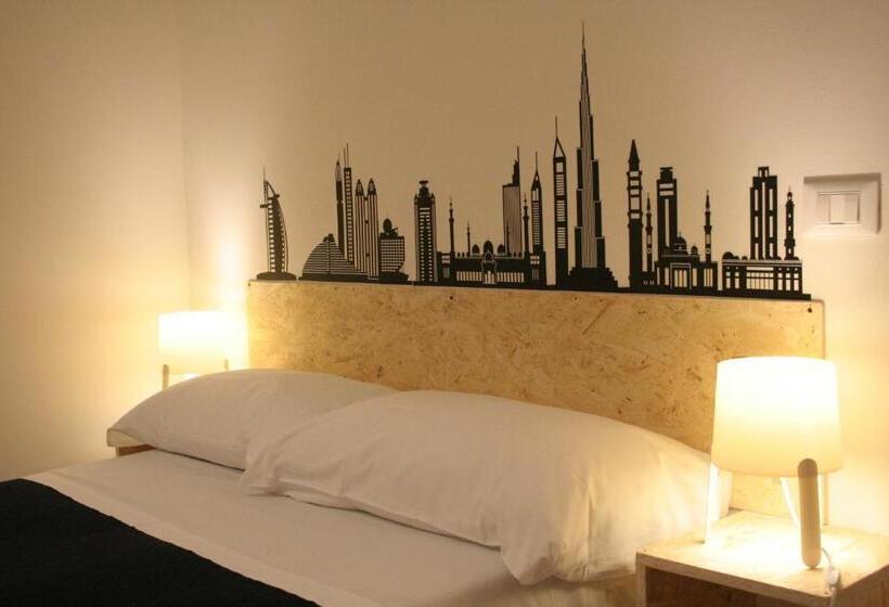 اتاق استاندارد یک نفره, Urban Oasis Hostel