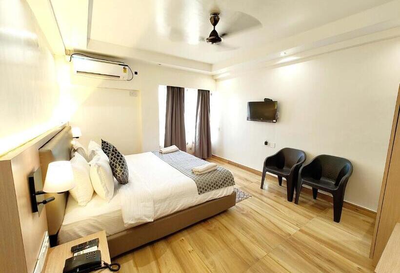 Четырехместный Номер Superior, Grg Grand Resort Puri Sea View Room   With Spacious And Luxury Room   Lift And Parking Facilities Wi