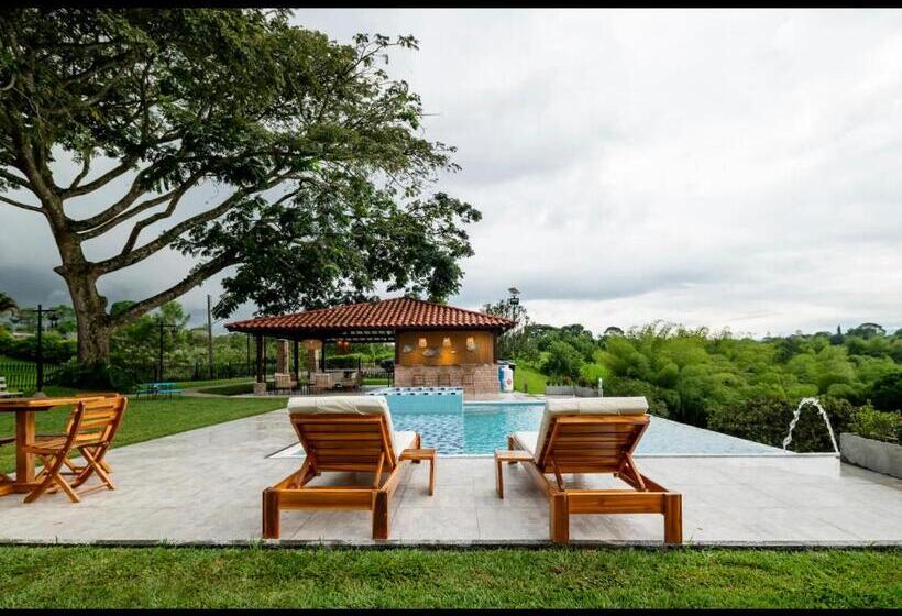 Дом 1 Спальня, Finca Tesorito