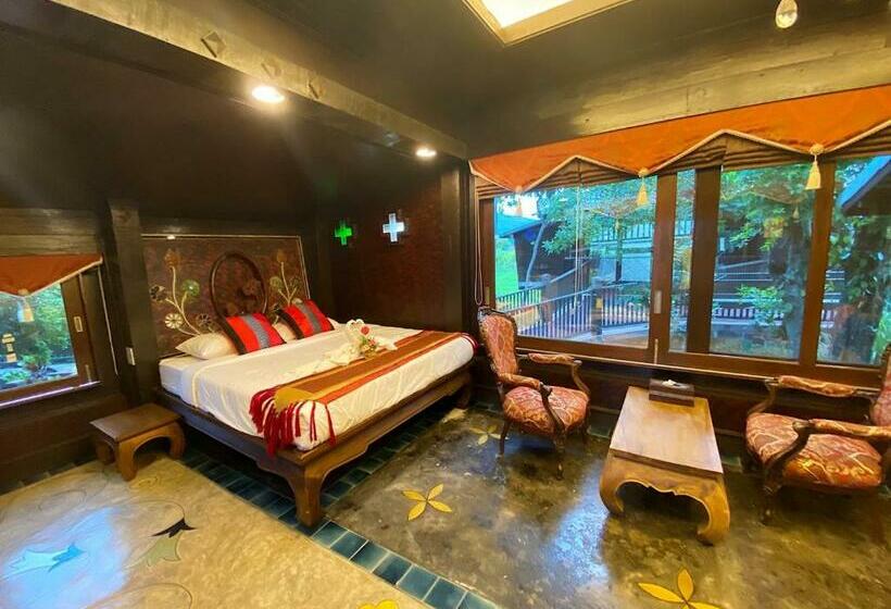 اتاق لوکس, Bantunglom Resort