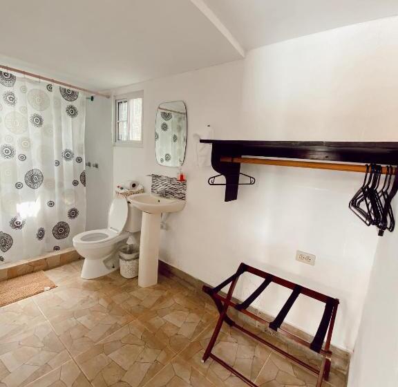 غرفة قياسية مطلّة علي حمام السباحة, Casa Grimaldo