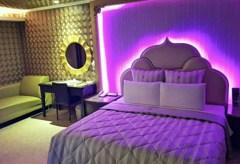 اتاق استاندارد, Full Moon Boutique Motel