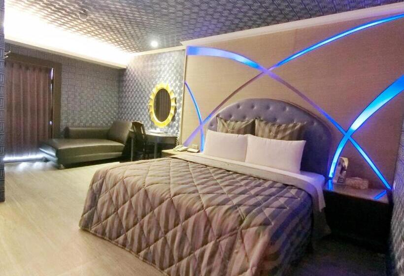 اتاق استاندارد, Full Moon Boutique Motel