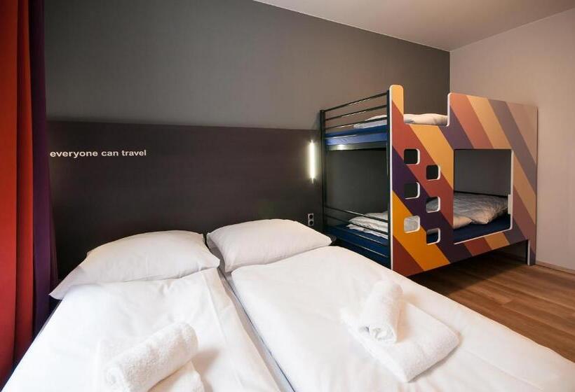 Camera Familiare, a&o Bremen Hauptbahnhof