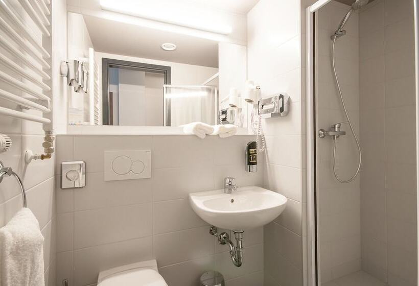 Letto in Camera Condivisa, a&o Bremen Hauptbahnhof