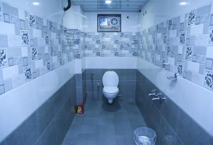 اتاق لوکس, Ashoka Residency Chottanikkara