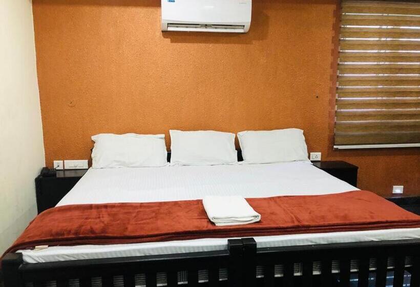 Номер Deluxe, Ashoka Residency Chottanikkara