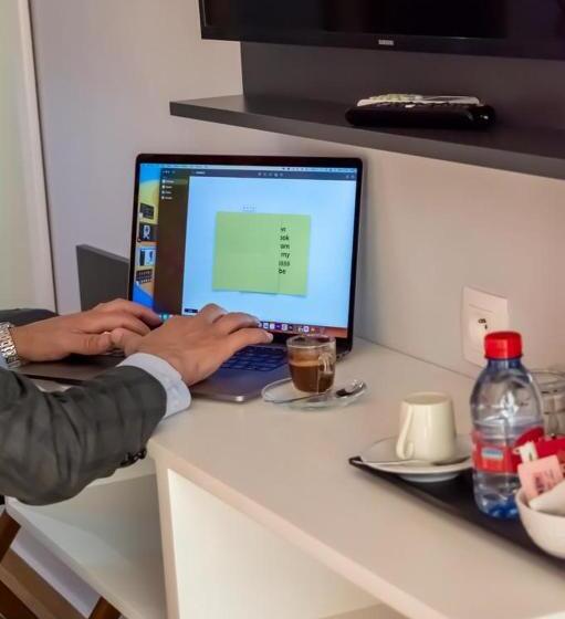 Номер Стандарт, Le Musee