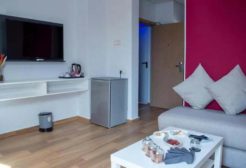 Family flat with terrace, Le Musee