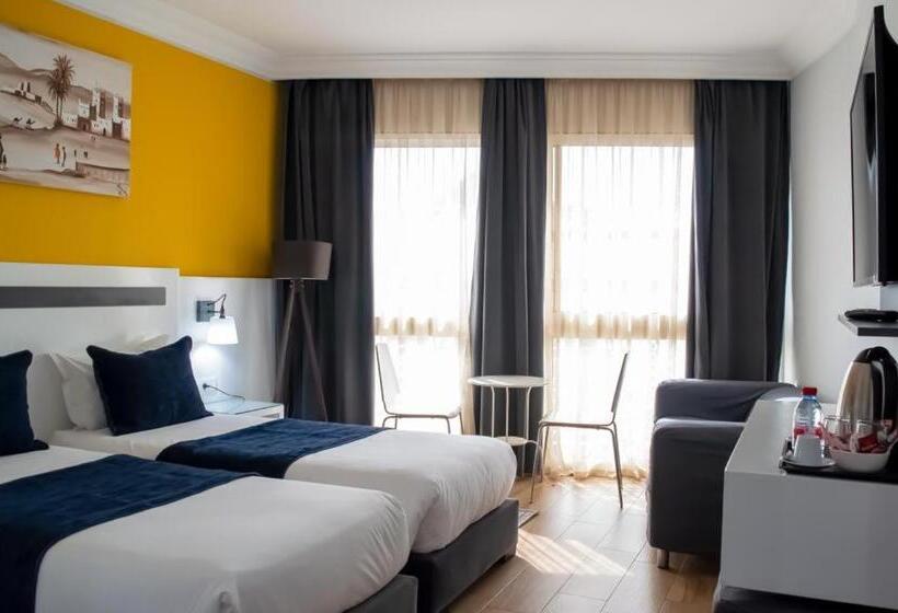 Номер Стандарт, Le Musee