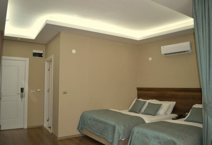 اتاق خانوادگی, Samsun Kapris