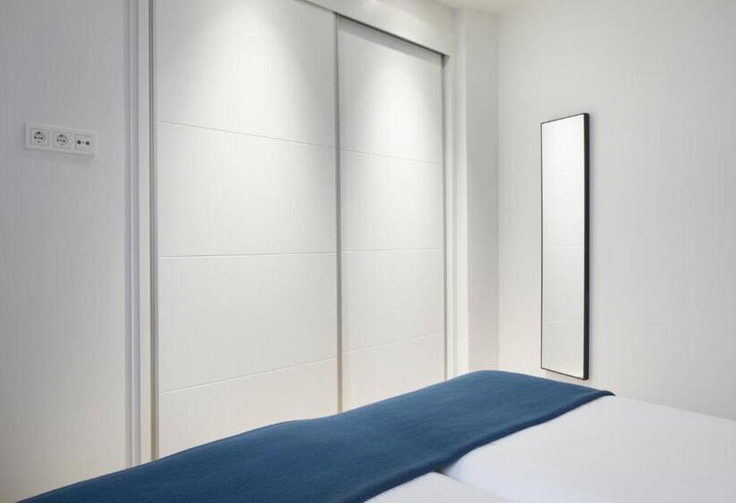 Deluxe-huoneisto 2 Makuuhuonetta, Sansebay