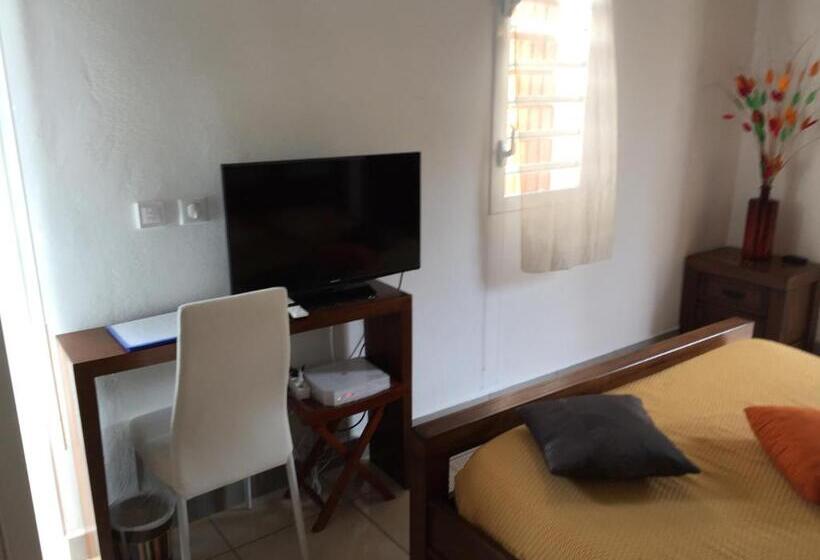 سوییت, Le Saint Georges