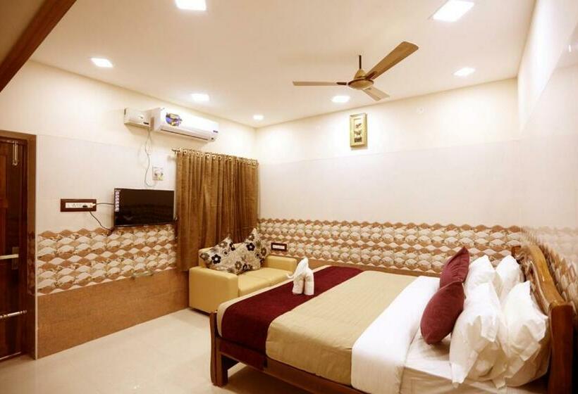 豪华工作室, Green Palace