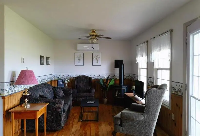 シャレー1寝室, Cavendish Country Inn & Cottages