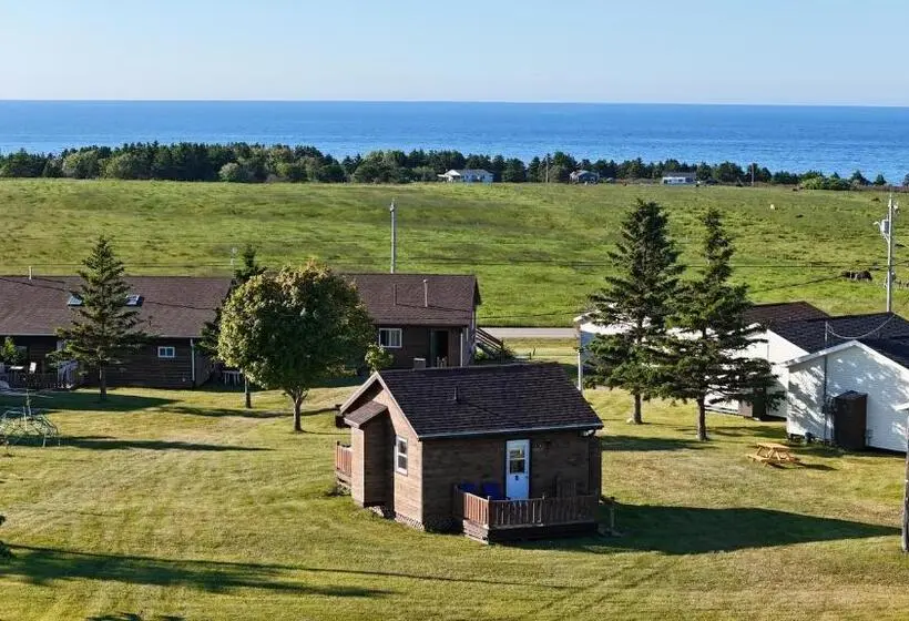 スタンダードスタジオ, Cavendish Country Inn & Cottages