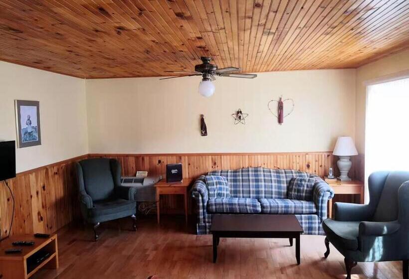 ２ベッドルームハウス, Cavendish Country Inn & Cottages