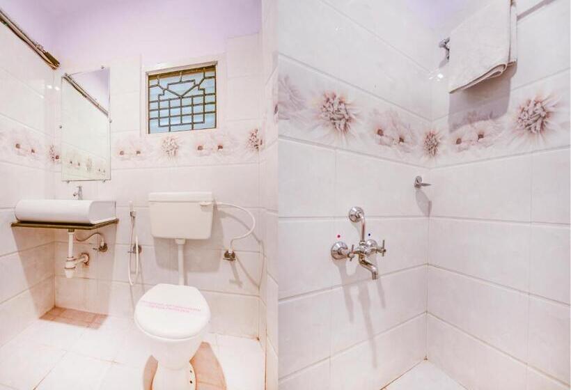 Chambre Standard, Aishwarya Le Royal