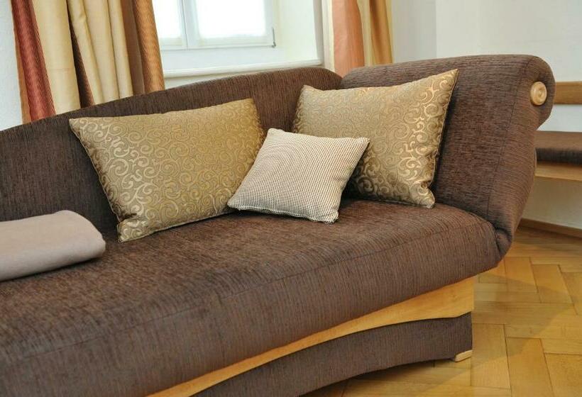 スタンダードシングルルーム, Alte Post