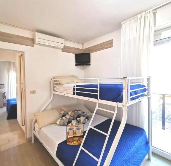 חדר משפחתי, Bellini