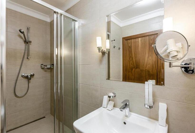 اتاق استاندارد, Crystal