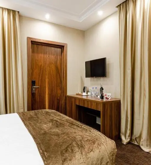 Standard-huone, Crystal