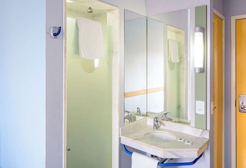 Superior-huone, Ibis Budget Belem