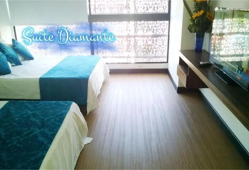 Deluxe Kolmen Hengen Huone, Suite Sumapaz
