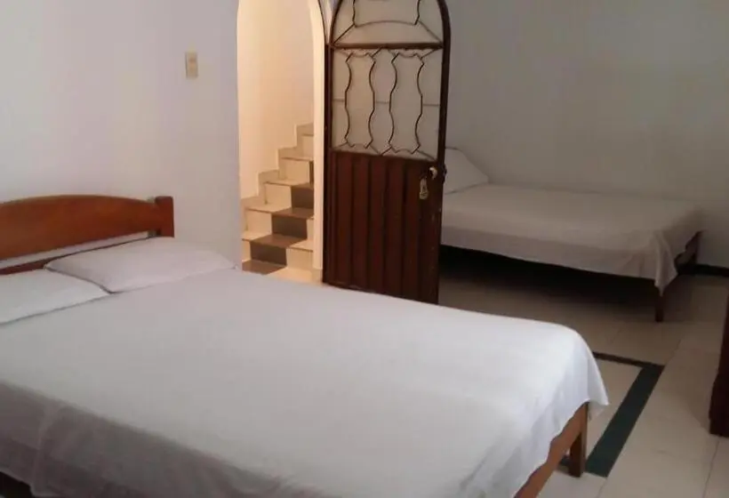 Economy Triple Room, Suite Sumapaz