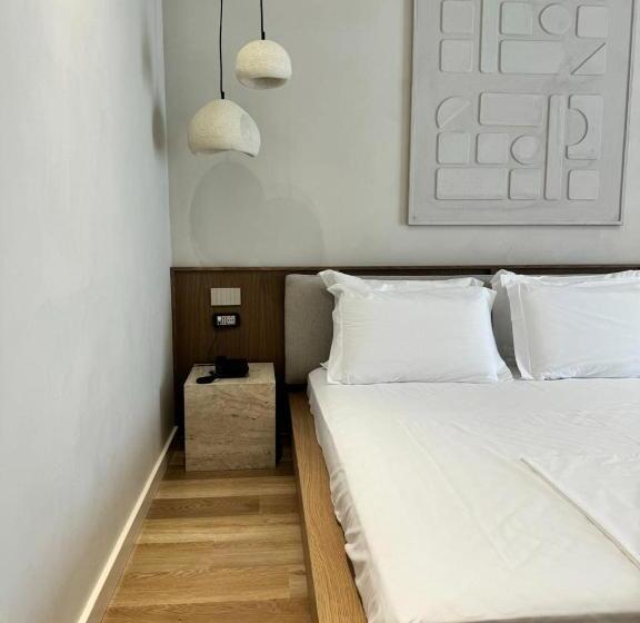 غرفة ديلوكس مطلّة علي البحر مزوَّدة بشُرفة, Ciao Borshi Boutique