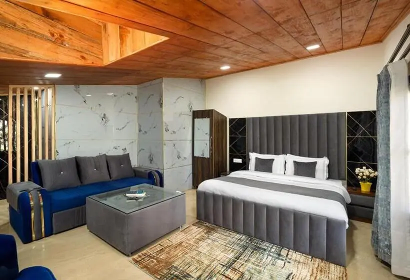 Villa 1 Makuuhuone, The Pine Retreat - Mall Road Dalhousie