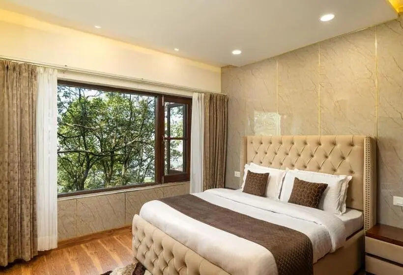 Perhesviitti, The Pine Retreat - Mall Road Dalhousie