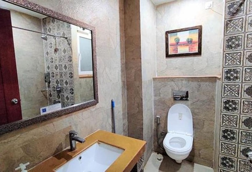 Студия Deluxe, The Angel Hotel & Suites Near Medanta