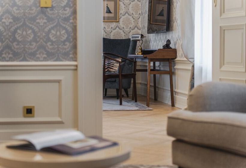 套房, Unicus Palace Old Town Destigo Hotels