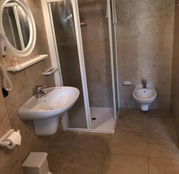 Standard Yhden Hengen Huone, Alpieve Albergo Pieve