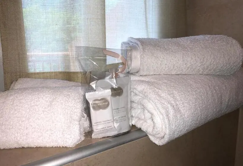 Standard Yhden Hengen Huone, Alpieve Albergo Pieve