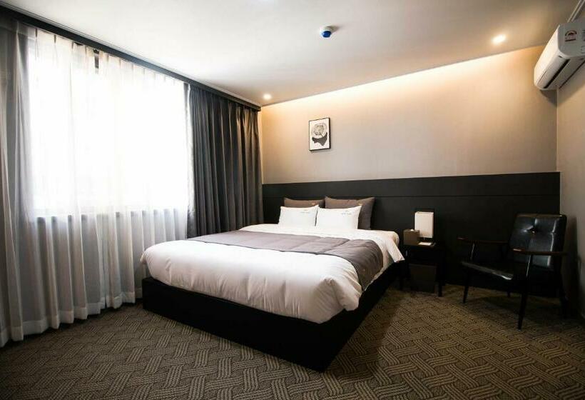 اتاق لوکس, Bcent