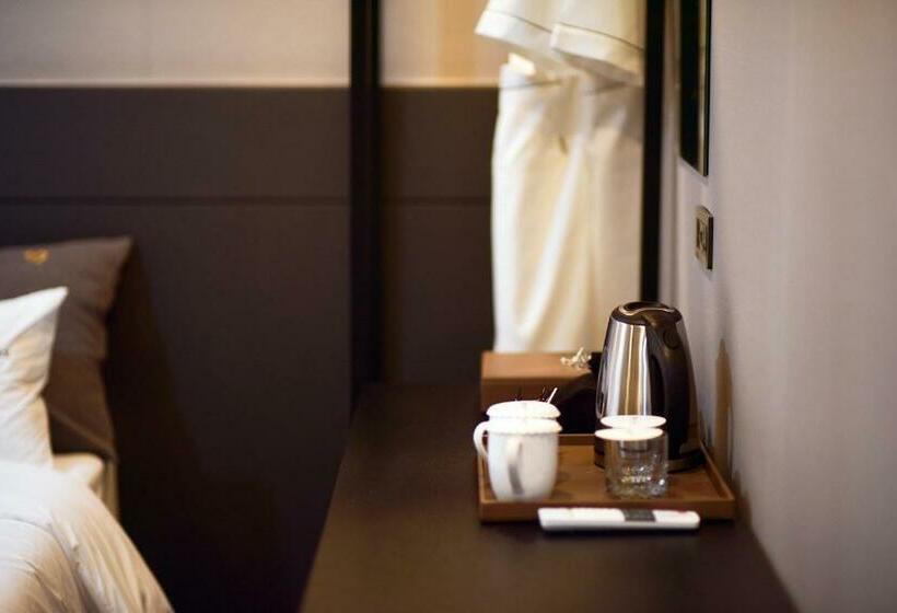 اتاق استاندارد, Bcent