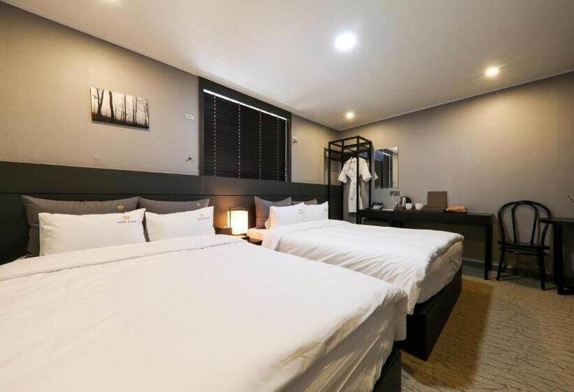 اتاق استاندارد, Bcent