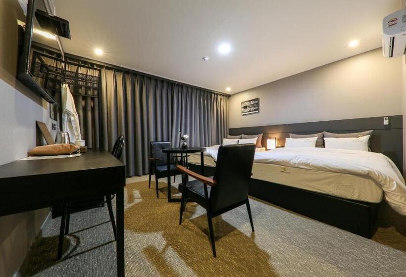 اتاق لوکس, Bcent